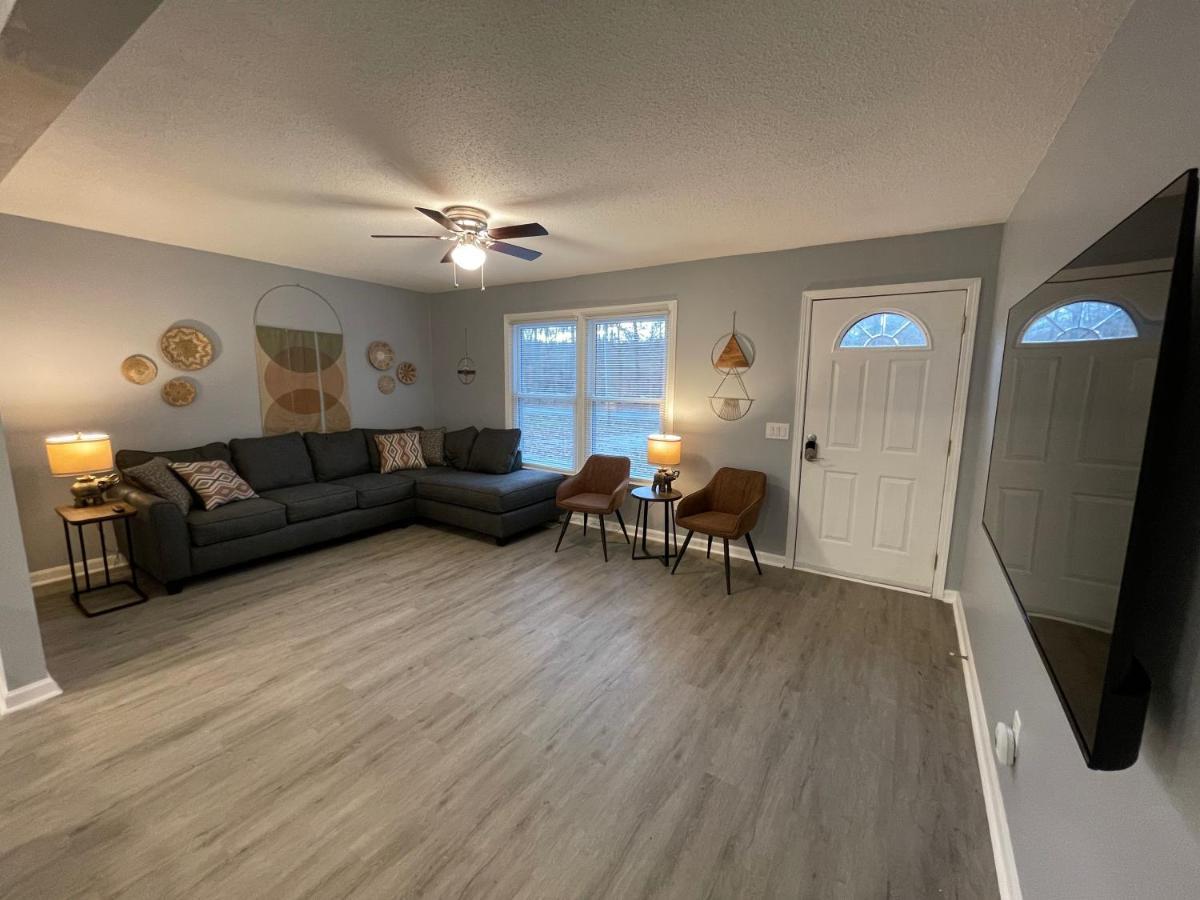 Remodeled Cottage With Sunroom Manchester Εξωτερικό φωτογραφία