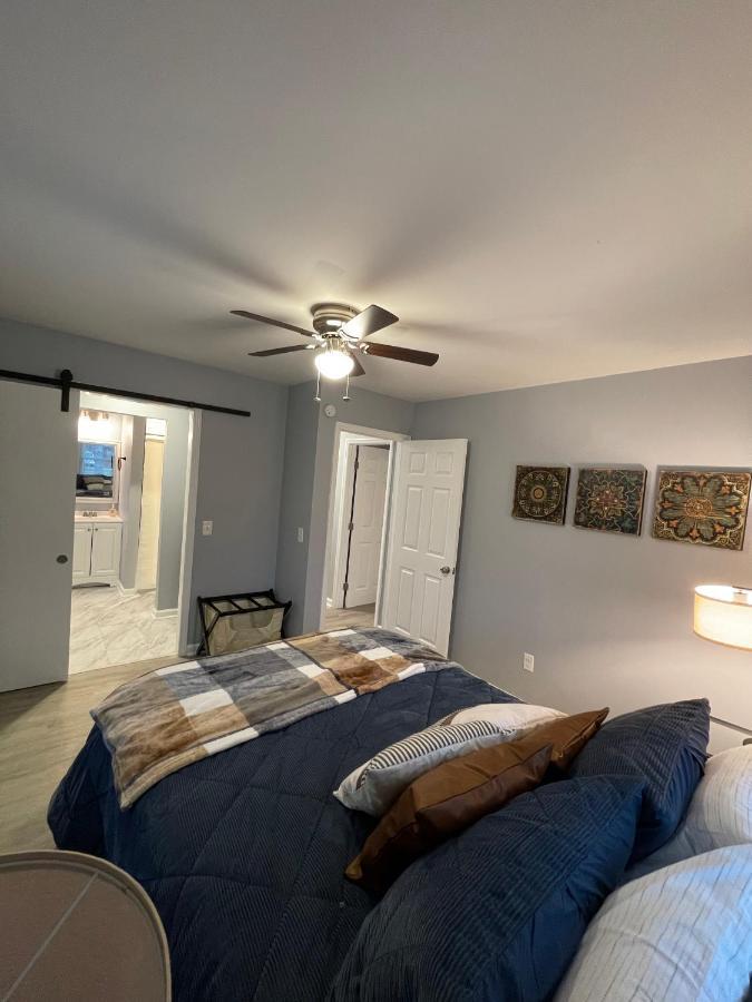 Remodeled Cottage With Sunroom Manchester Εξωτερικό φωτογραφία