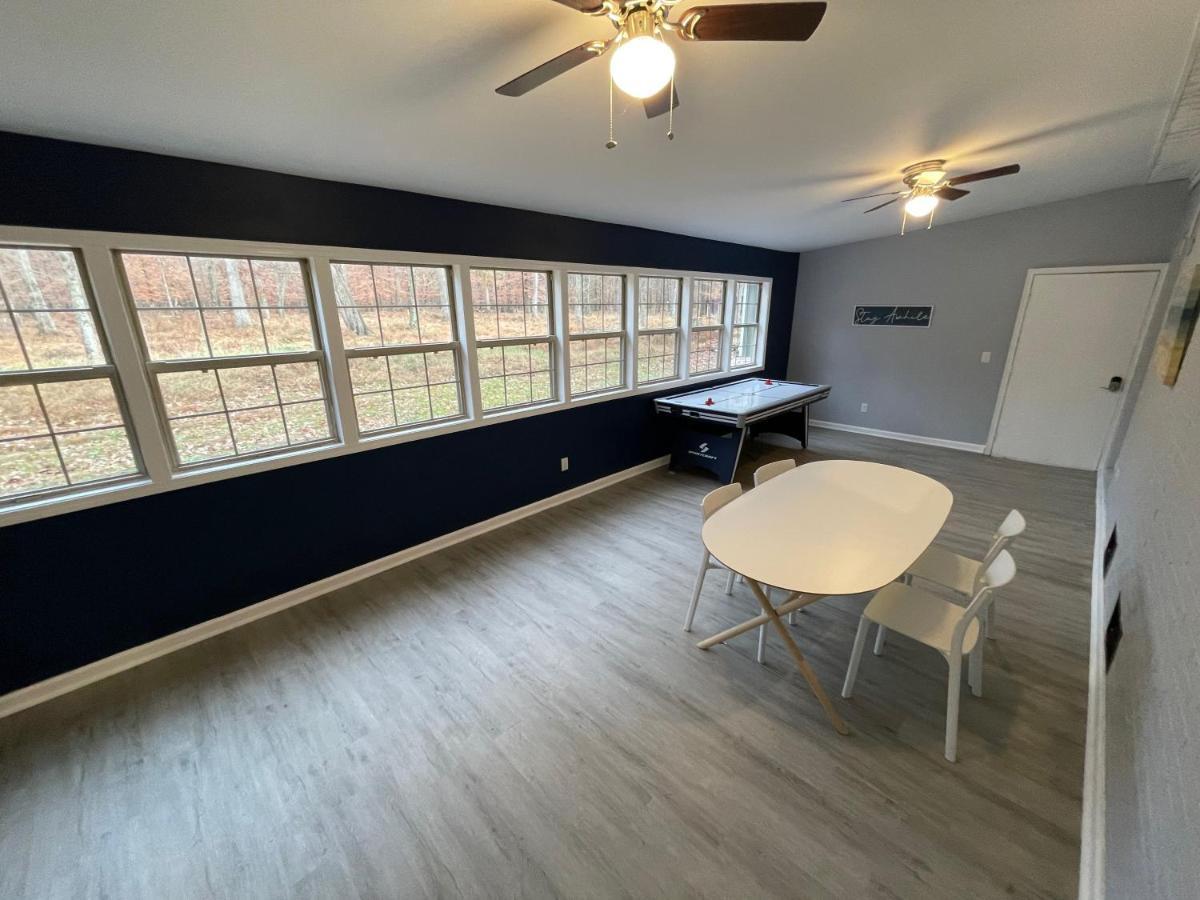 Remodeled Cottage With Sunroom Manchester Εξωτερικό φωτογραφία